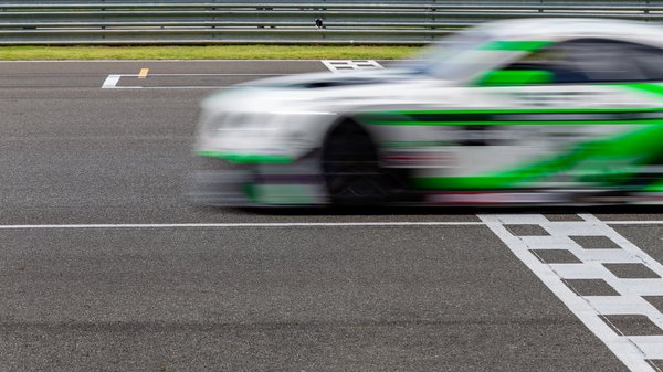 Stages de pilotage: avantages, types de stages disponibles et les critères de choix